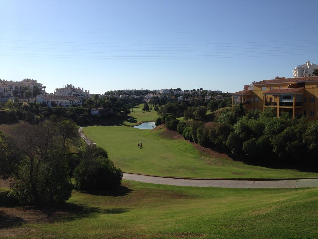 Sea Flower Miraflores Golf And Beach Parking Included La Cala De Mijas Cameră foto